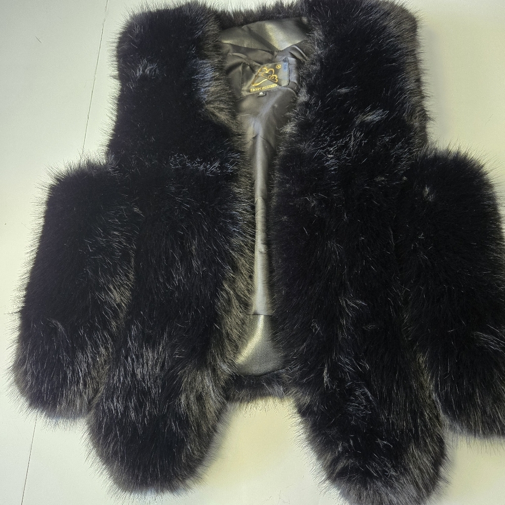 Fanpuguizhen Women's XL Luxurious Black Open Front Faux Fur Vest NWT